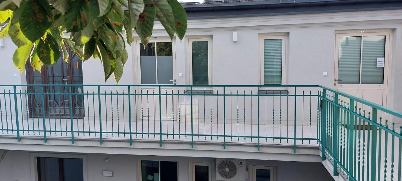 Juwel Apartments Krakow Z Widokiem Na Wawel Ap 47 المظهر الخارجي الصورة